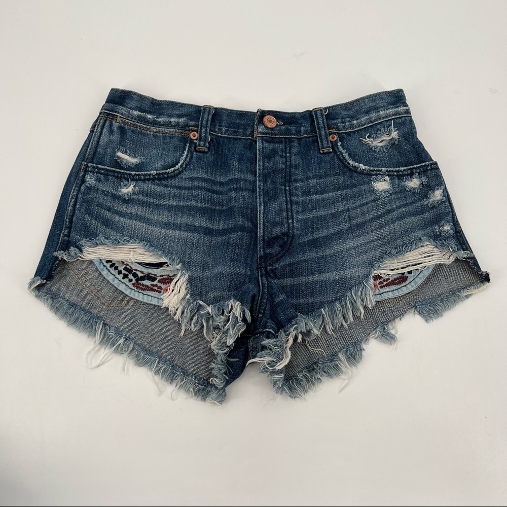 Abercrombie & Fitch Festival High Rise Cut Off Button Fly Shorts Size 2 Women’s